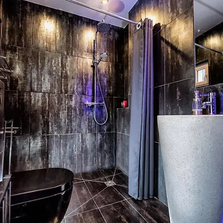 The Grey House Honfleur