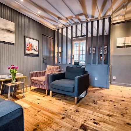 Nyaraló The Grey House Honfleur