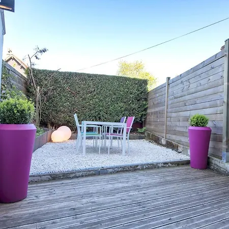 The Grey House 펜션 *