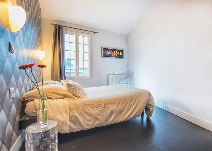 The Grey House 펜션 *